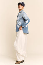 Load image into Gallery viewer, Davi &amp; Dani Denim Flower Embroidered Top in Washed Denim
