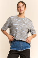 Davi & Dani Relaxed Fit Paisley Print Top in Grey Blue