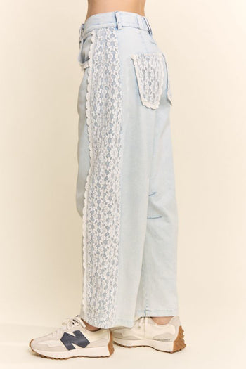 Davi & Dani Baggy High Waisted Lace Trim Jeans in Light Denim