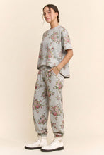 Load image into Gallery viewer, Davi &amp; Dani Floral Bouquet Printed Soft Scuba Set in Heather Grey
