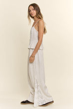 Load image into Gallery viewer, Davi &amp; Dani Knit Set with Lace Detail in Light Heather Grey

