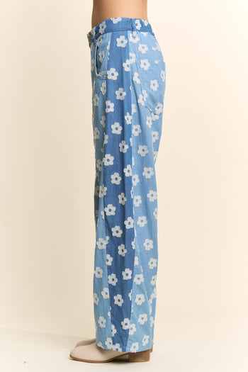Davi & Dani Flower Print Wide Leg Culotte Pants in Denim Blue