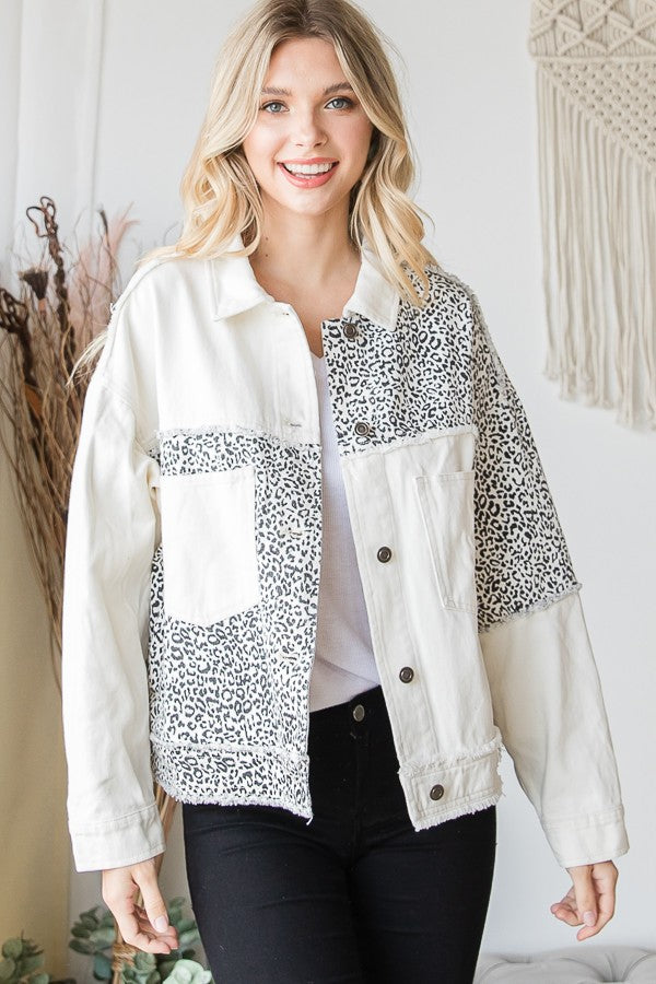 Oli & Hali White Denim Jacket with Leopard Details Jacket Oli & Hali   