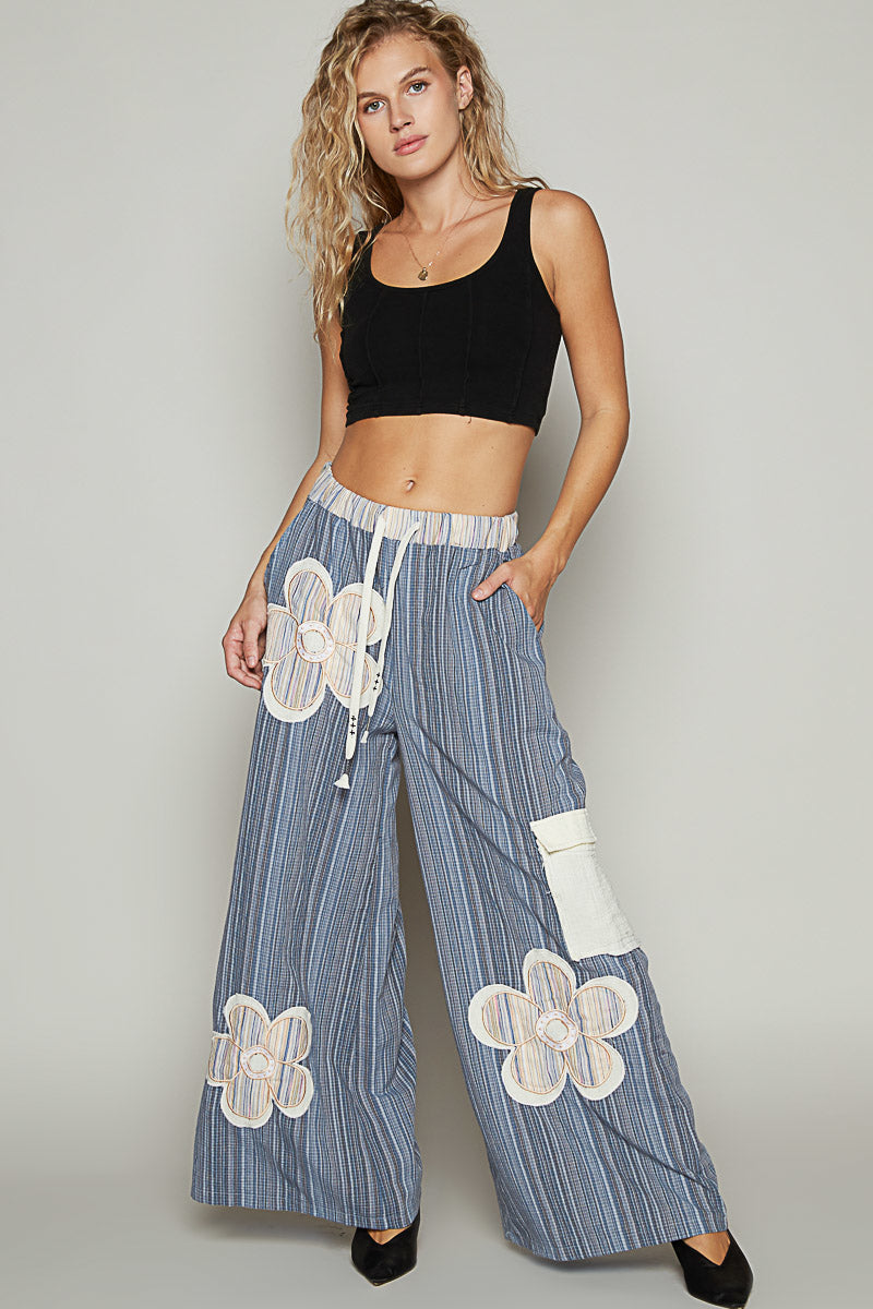 レッグウェア 90 House on the Hill Flower Stripe Pants POL Multi Colored Striped Woven Pants with Flower Patches in Navy