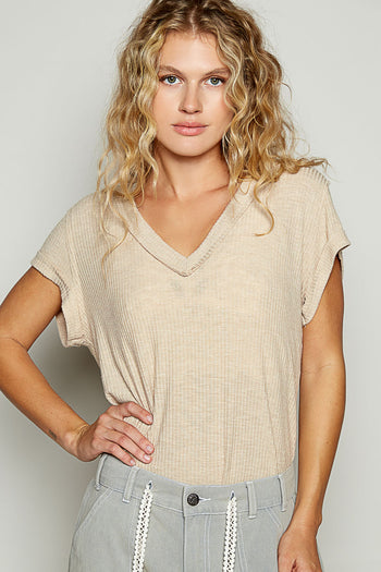 POL Ribbed Jersey Knit V-Neck Top in Latte