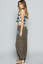 Load image into Gallery viewer, POL Floral Eyelet Lace and Double Gauze Joggers in Charcoal
