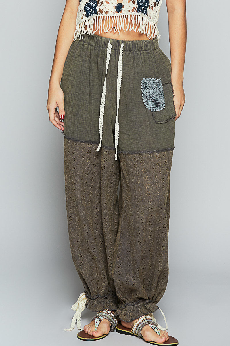 POL Floral Eyelet Lace and Double Gauze Joggers in Charcoal