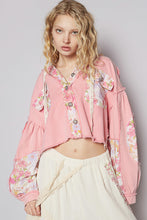 Load image into Gallery viewer, POL CROPPED Twill and Floral Print Jacket in Candy Pink
