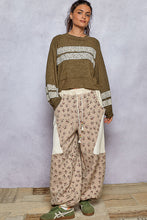 Load image into Gallery viewer, POL SEMI CROPPED Jersey Knit Top with Contrasting Floral Print Details in Olive
