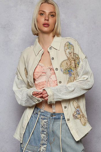 POL Denim Top with Crochet Sleeves and Floral Print Flower Patches in Natural