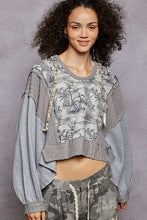 Load image into Gallery viewer, POL CROPPED Mix n Match Hooded Top in Heather Grey
