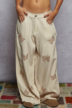 Load image into Gallery viewer, POL Solid Color Double Gauze Pants with Butterfly Embroidery in Natural
