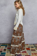 Load image into Gallery viewer, POL Embroidered Woven Pants in Choco
