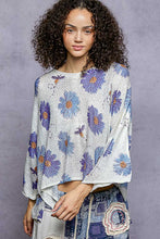 Load image into Gallery viewer, POL Lightweight Floral Print Sweater in Ivory
