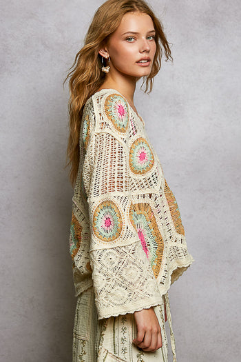 POL Open Weave Crochet Bold Circular Medallion Motif Sweater in Cream/Sage