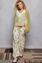 Load image into Gallery viewer, POL Printed Balloon Sleeve Cropped Top in Sage

