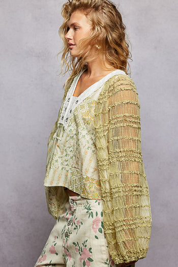 POL Printed Balloon Sleeve Cropped Top in Sage