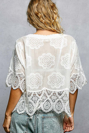 POL Crochet Button-Front Top in Off White