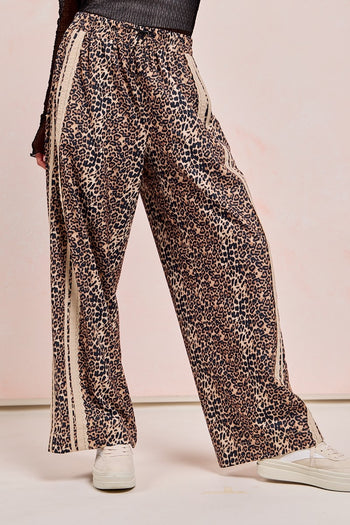 BiBi Leopard Print Track Pants with Contrasting Lace Side Stripes in Leopard/Oatmeal