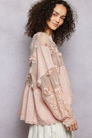 POL Vintage Bloom Lace Appliqué Top in Strawberry Yogurt