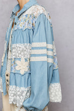 Load image into Gallery viewer, POL A-Line Denim Jacket with Mixed Details in Light Denim
