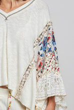 Load image into Gallery viewer, POL OVERSIZED Mixed Poncho Style Top in Natural
