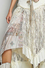 Load image into Gallery viewer, POL Layered Lace Skirt in Cream Mix
