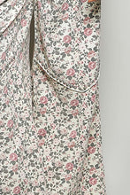 Load image into Gallery viewer, POL Floral Print Pants with Studded Details in Cream Floral
