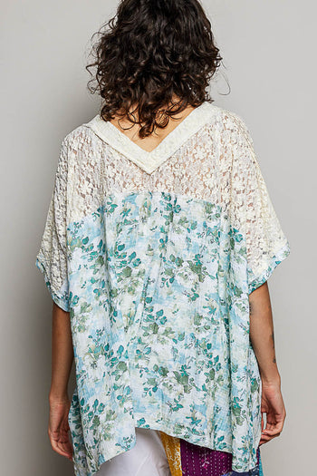POL Printed Gauze and Lace OVERSIZED Top in Cream/Sage Multi