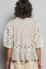 Load image into Gallery viewer, POL Ribbed Floral and Lace Detailed Top in Taupe
