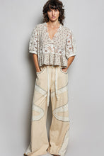 Load image into Gallery viewer, POL Ribbed Floral and Lace Detailed Top in Taupe
