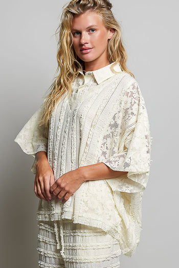 POL OVERSIZED Vintage Lace Collared Poncho Top in Natural