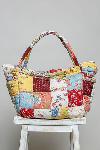 POL Multicolor Floral Patchwork Quilted Tote Bag in Cream Multi