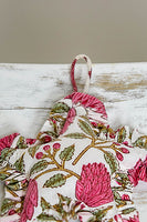 POL Quilted Star Charm in Ivory