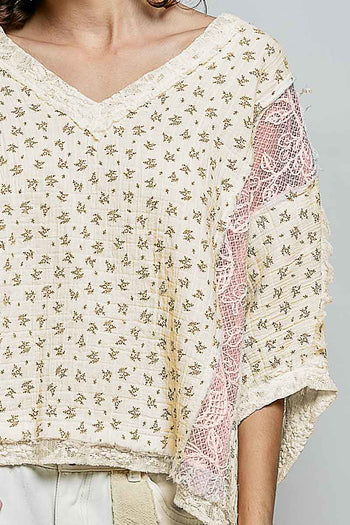 POL OVERSIZED Textured Floral Print and Lace Poncho Top in Pink Multi