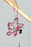 POL Quilted Star Charm in Ivory
