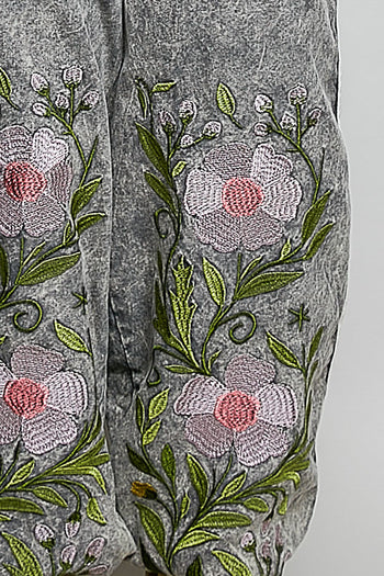 POL Floral Embroidered Twill Joggers in Black