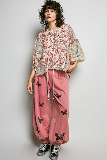 POL Mixed Floral Crochet Hoodie Top in Rose Pink Multi