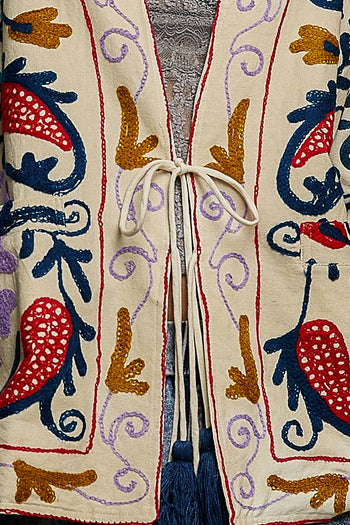 POL Embroidered Tie-Front Kimono Cardigan in Cream