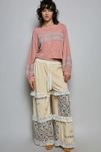 Load image into Gallery viewer, POL SEMI CROPPED Jersey Knit Top with Contrasting Floral Print Details in Soft Pink
