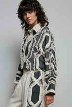 Load image into Gallery viewer, POL Frayed Trim Woven Shirt Jacket in Natural Multi

