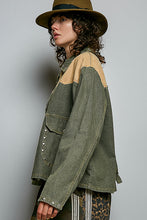 Load image into Gallery viewer, POL Western-Inspired Woven Twill Work Jacket in Olive/Camel
