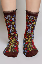 Load image into Gallery viewer, POL Floral Print Ruffle Crew Socks
