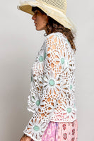 POL Flower Knit Crochet Top in Off White/Mint