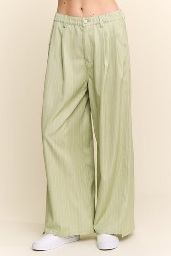 J.nna Striped Relax Fit Slacks in Pistachio