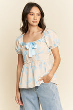Load image into Gallery viewer, Davi &amp; Dani Bow Print Peplum Top in Blue
