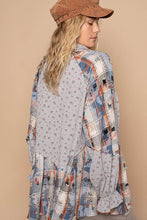 Load image into Gallery viewer, POL Floral and Plaid Print Button Down Top in Grey Multi
