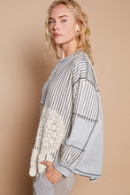 Load image into Gallery viewer, POL OVERSIZED Thermal and Woven Knit Top with Crochet Patch Details in Heather Grey
