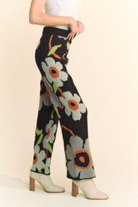 Davi & Dani Floral Print Pants in Black Grey