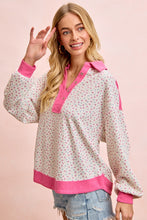 Load image into Gallery viewer, BiBi Floral Print Thermal Faux Button Collar Top in Ivory/Fuchsia
